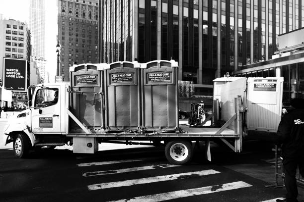 Best Construction site porta potty rental  in Watseka, IL